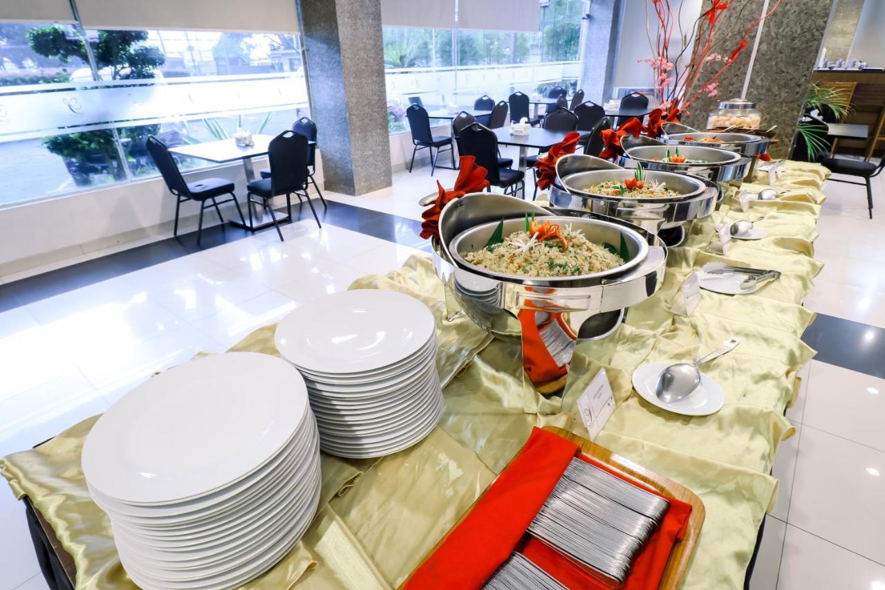 Saka Hotel Medan Sunggal ภายนอก รูปภาพ